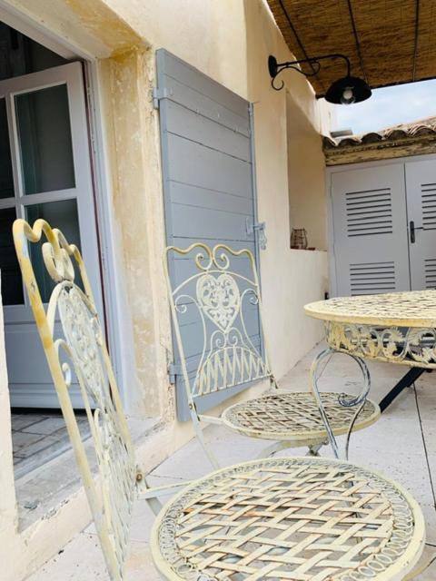L'Oustaou D'Arles Villa Екстериор снимка